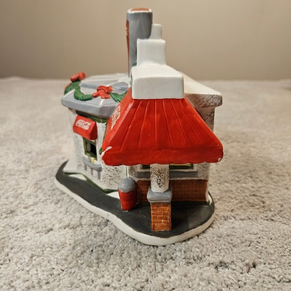 Vintage Coca Cola Scooter's Drive In Christmas Village Lighted Building 1996 - Picture 5 of 12